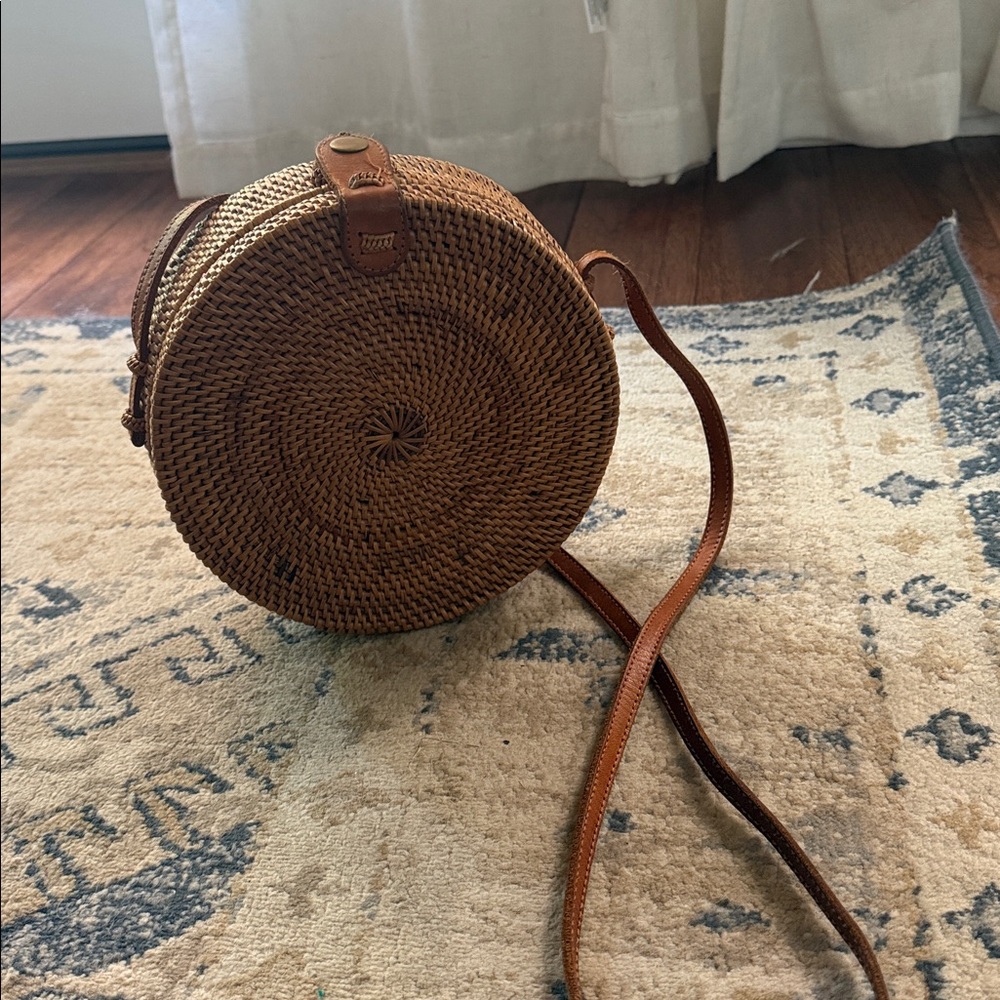 Round Woven Crossbody Bag